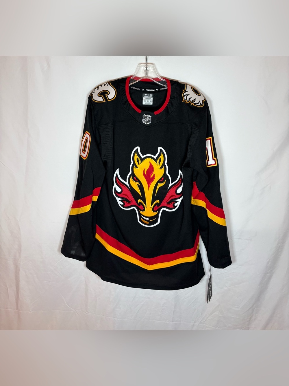 Fanatics Calgary Flames #10 Huberdeau Alternate Blasty Hockey Jersey Size 46